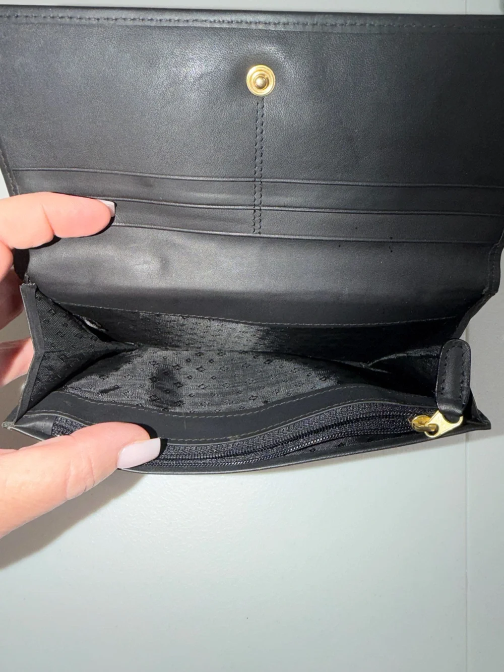 COACH New York Black Smooth Leather Envelope Soft Wallet - Classic Minimalist